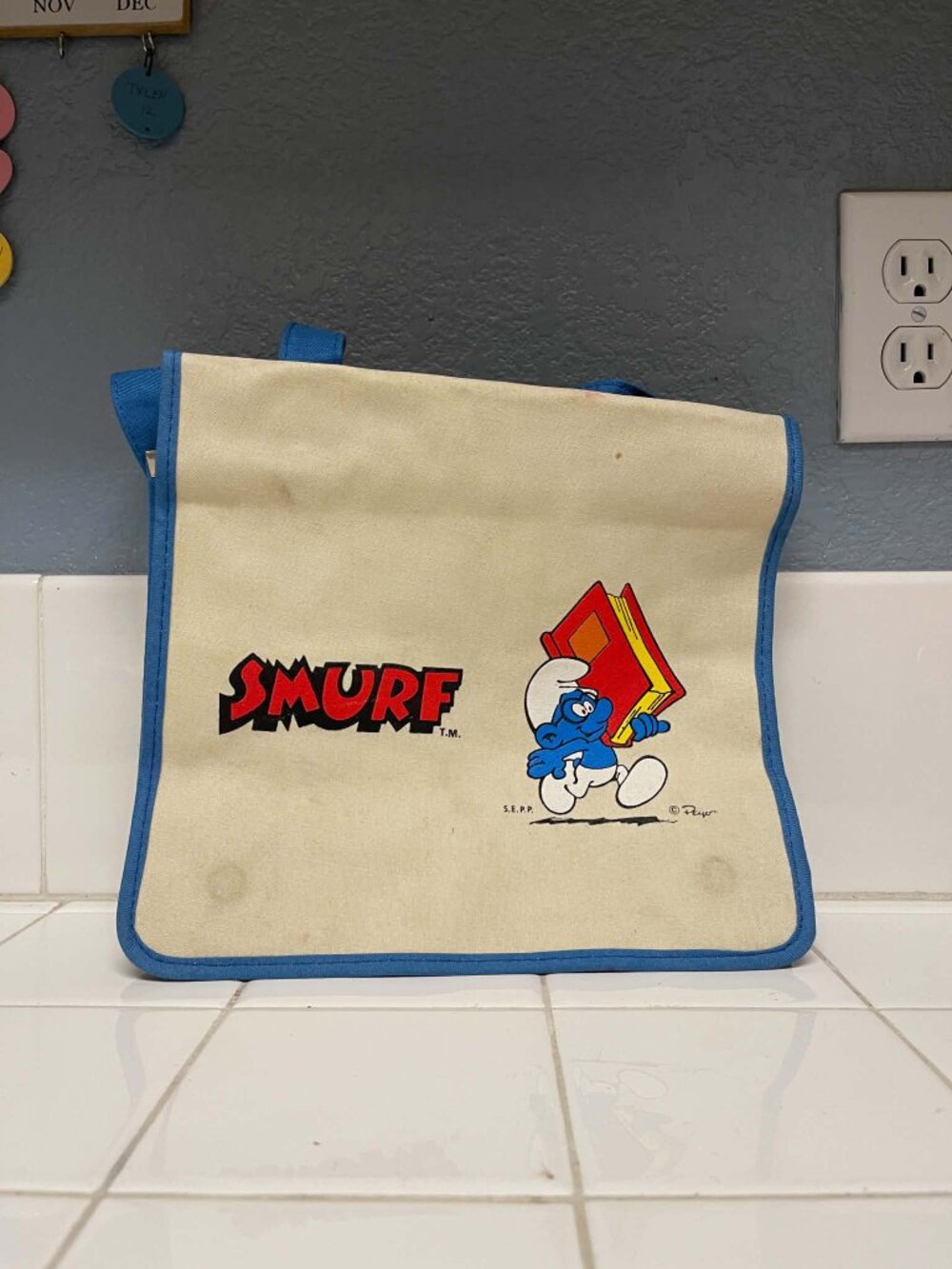 1980/1981 Smurf bag and bucket